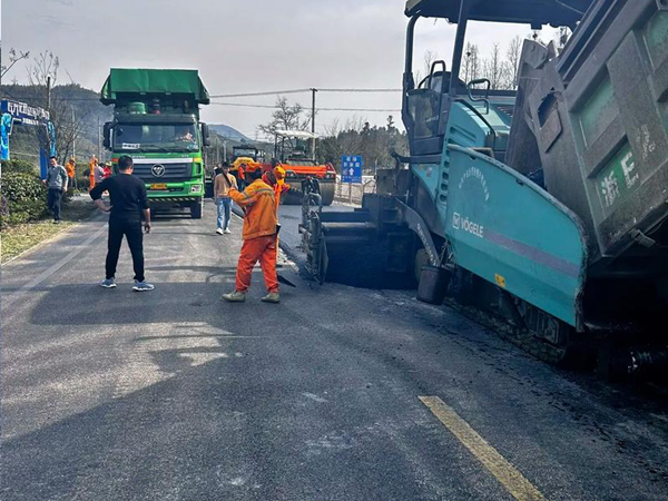 椒江沥青道路修补费用的影响因素详解
